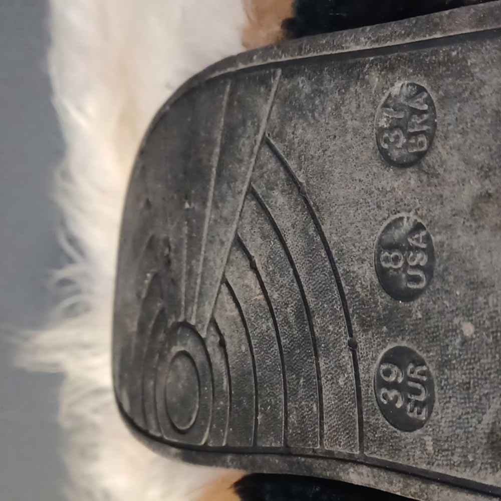 Real Fur Sandals - Picture 8 of 12